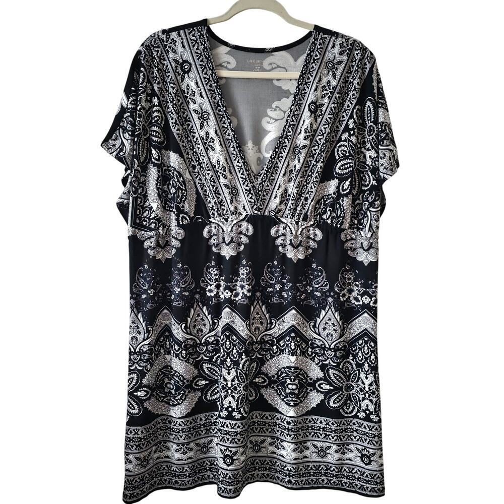 Lane Bryant V-Neck Back & White Paisley Dress size 18/20
